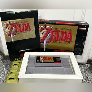 The Legend of Zelda: A Link to the Past (Super Nintendo SNES) Complete In Box